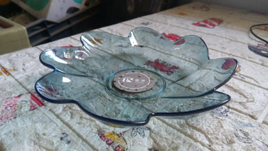 Flower Shape Kids Plastic Plate - Multipurpose for Dinner, Snacks & Party Supplies (1pc)